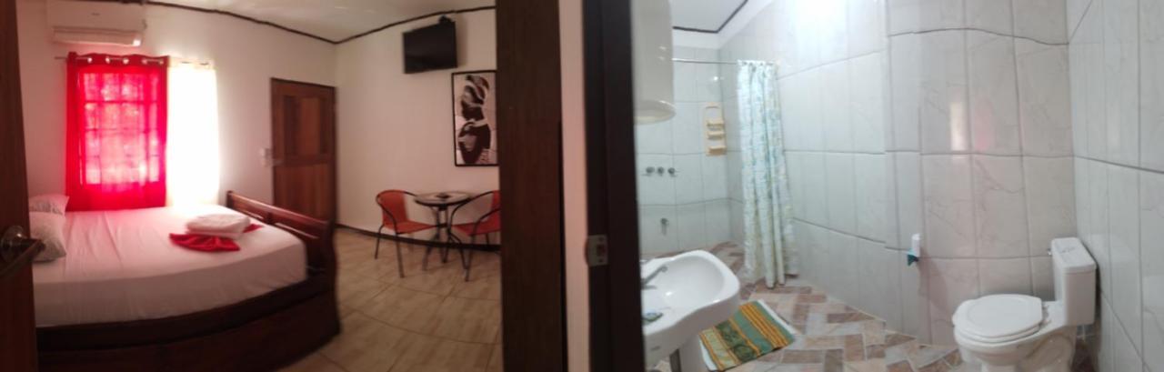 Cabinas Smith Кахуита Екстериор снимка