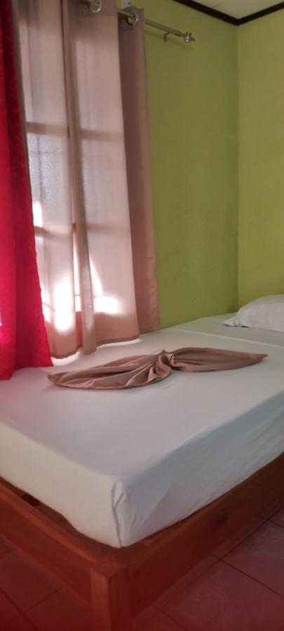 Cabinas Smith Кахуита Екстериор снимка